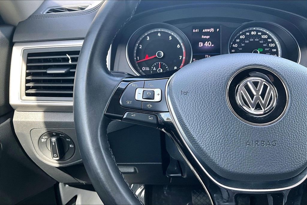 Used 2019 Volkswagen Atlas SE w/ Towing Package AWD/4WD image 24
