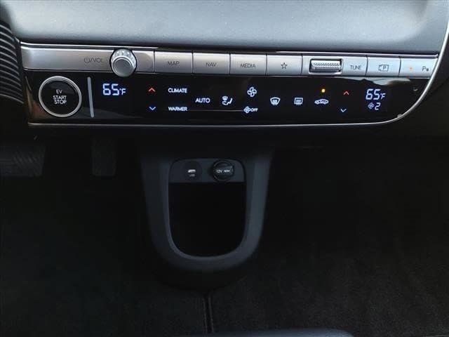 Used 2024 Hyundai Ioniq 5 SEL image 16