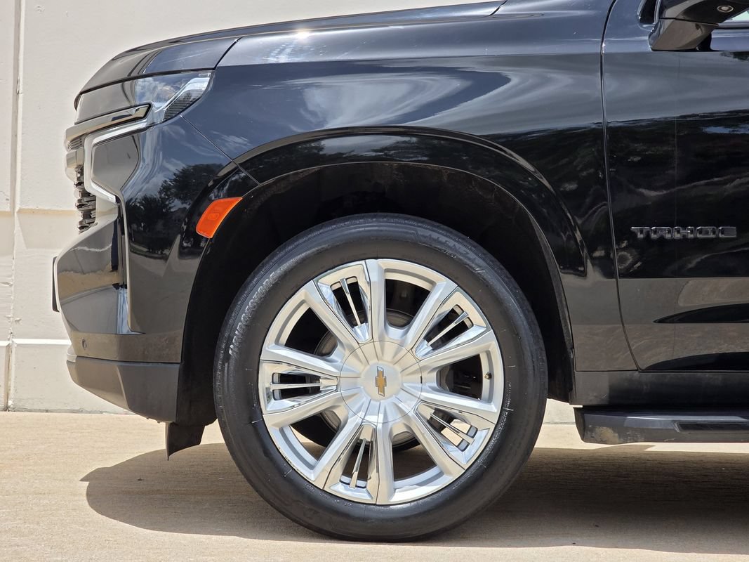 Used 2021 Chevrolet Tahoe RST w/ Luxury Package AWD/4WD image 48