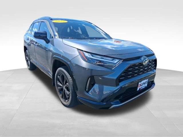 Used 2022 Toyota RAV4 XSE w/ XSE Grade Weather Package AWD/4WD image 4