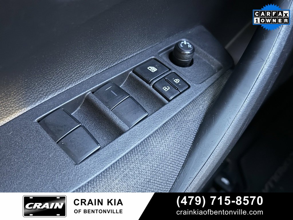 Used 2023 Toyota Corolla LE image 10