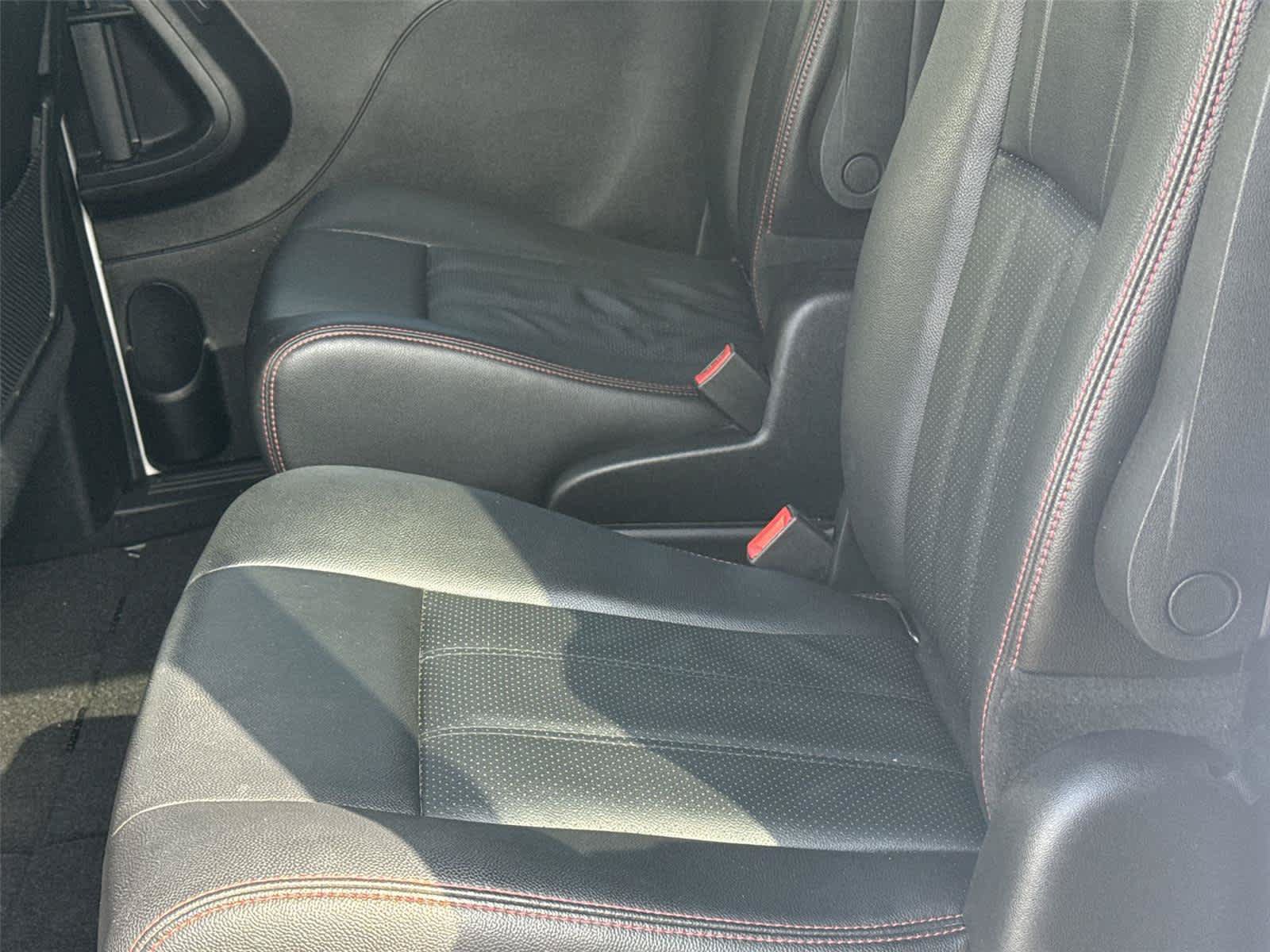 Used 2019 Dodge Grand Caravan GT FWD image 13