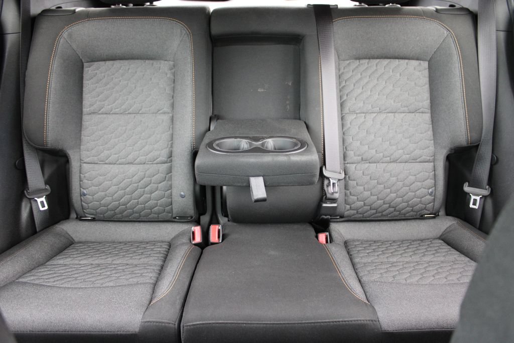 Used 2018 Chevrolet Equinox LT FWD image 33