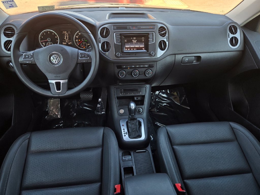 Used 2016 Volkswagen Tiguan S FWD image 15