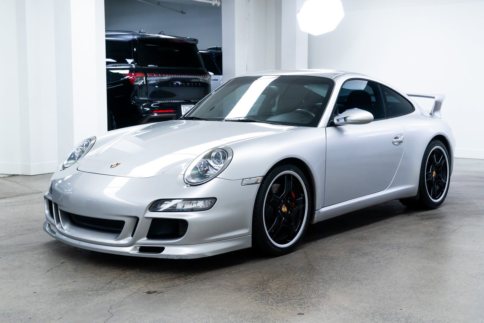 Used 2006 Porsche 911 Carrera S image 3