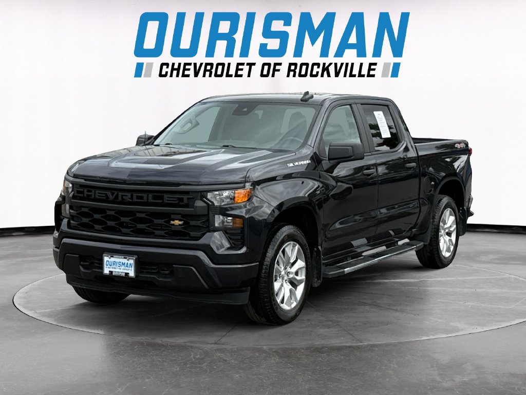 Used 2023 Chevrolet Silverado 1500 Custom AWD/4WD image 2