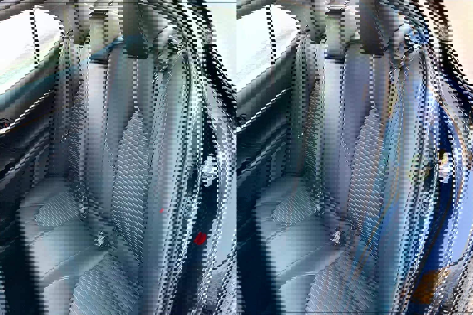 Used 2020 Toyota Camry SE image 21