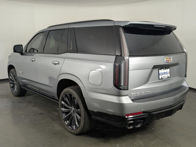 Used 2025 Cadillac Escalade V image 6