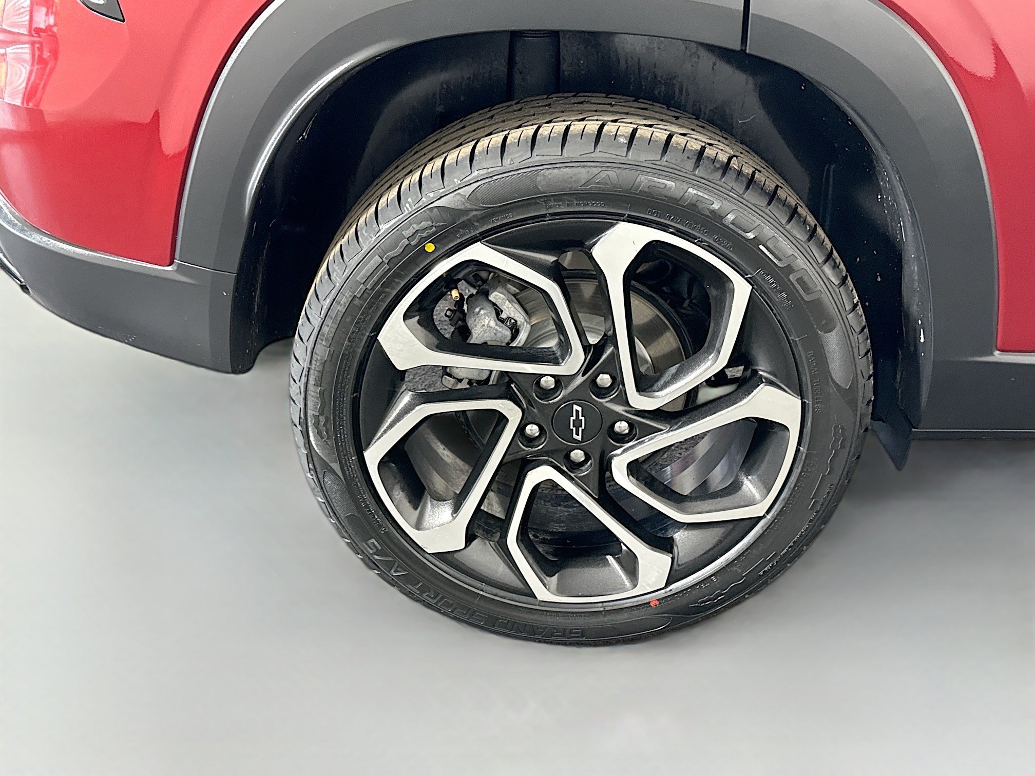 Used 2024 Chevrolet Trax RS w/ Driver Confidence Package FWD image 33