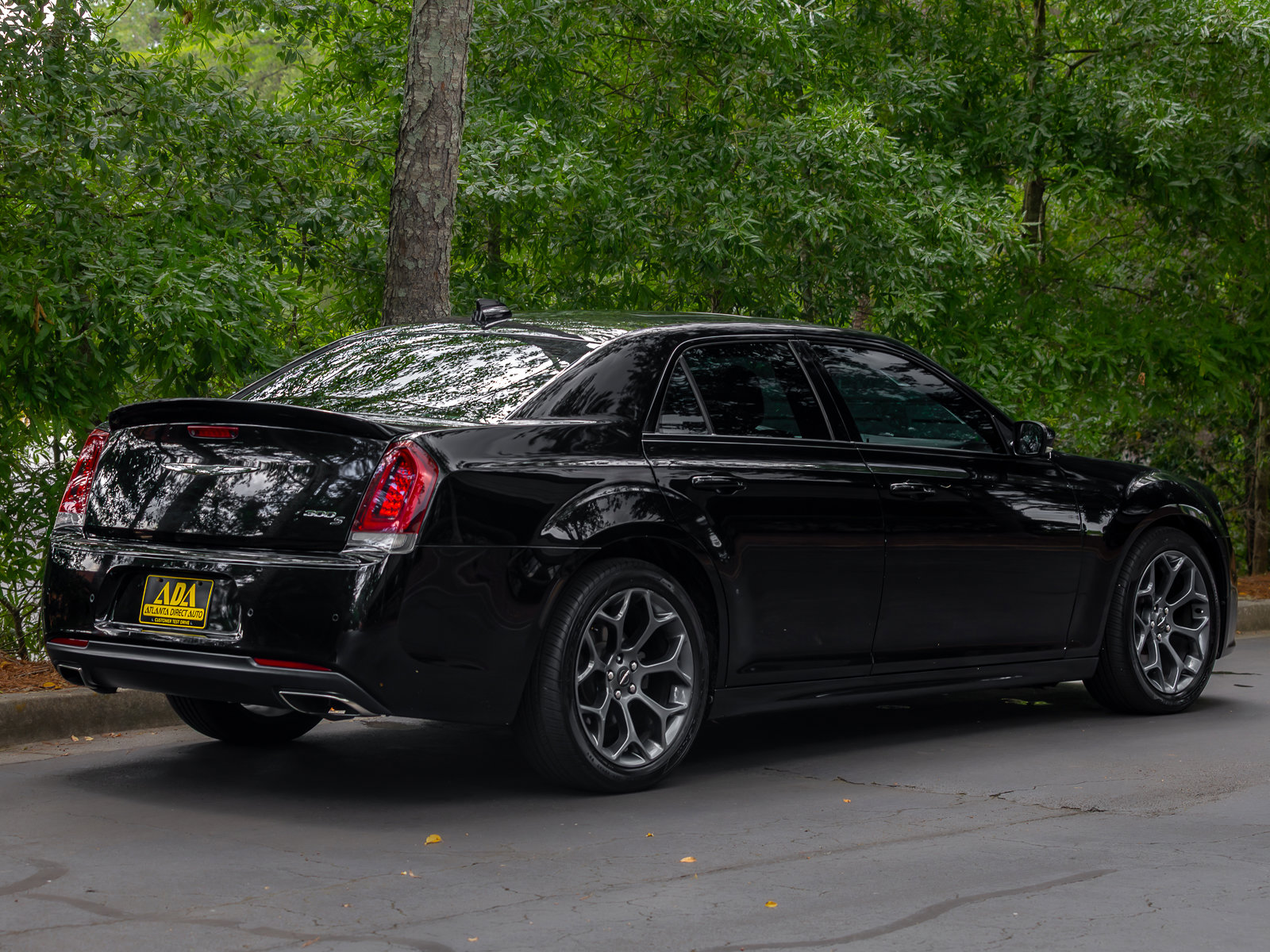 Used 2019 Chrysler 300 S w/ 300S Premium Group 2 RWD image 52