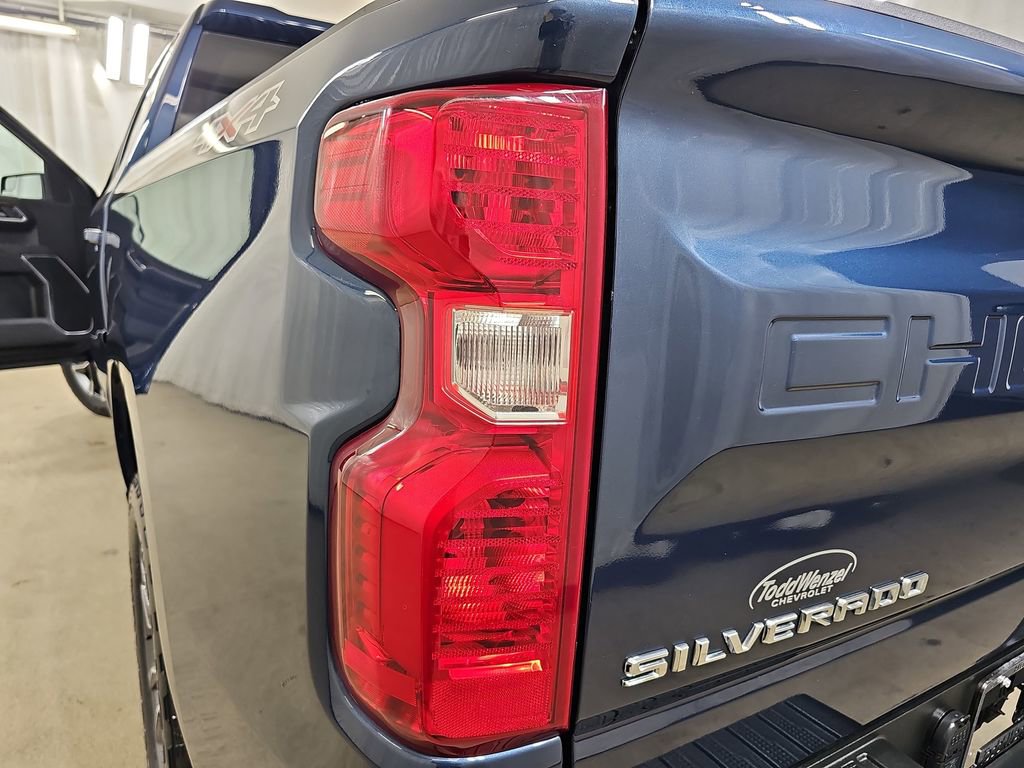 Certified 2022 Chevrolet Silverado 1500 LT image 39