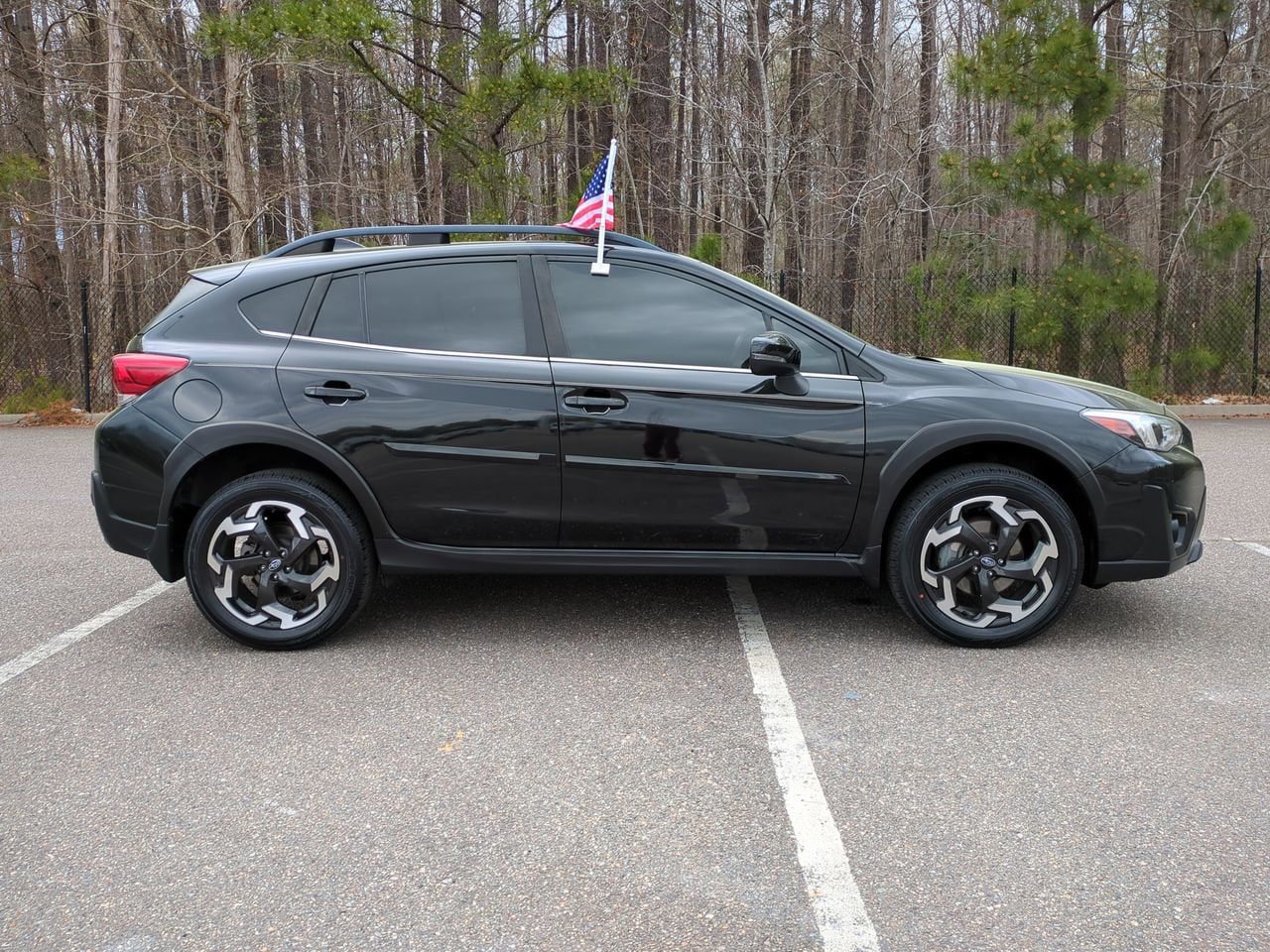 Used 2023 Subaru Crosstrek 2.5i Limited w/ Moonroof Package AWD/4WD image 3