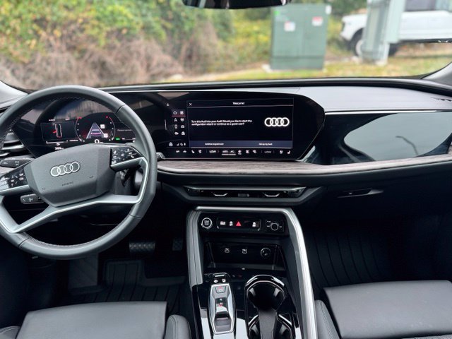 Certified 2025 Audi Q5 Premium Plus AWD/4WD image 27