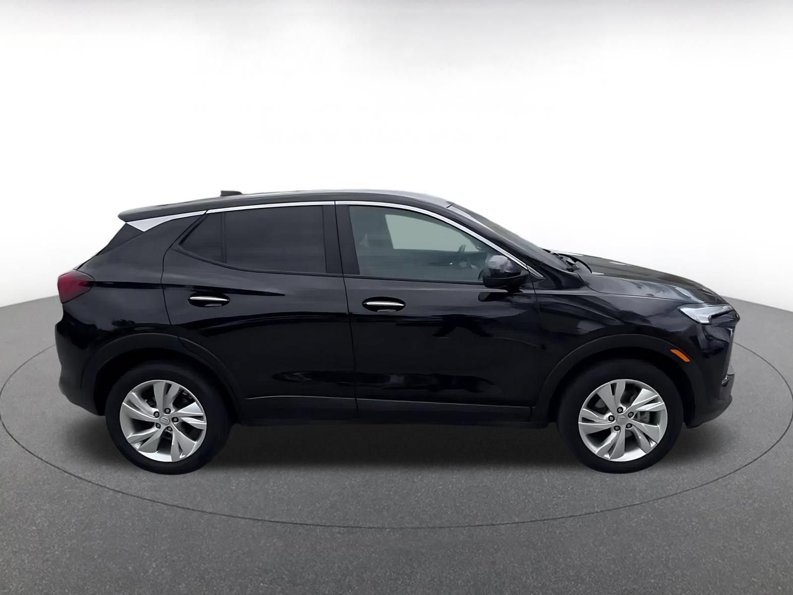 Used 2025 Buick Encore GX Preferred AWD/4WD image 15