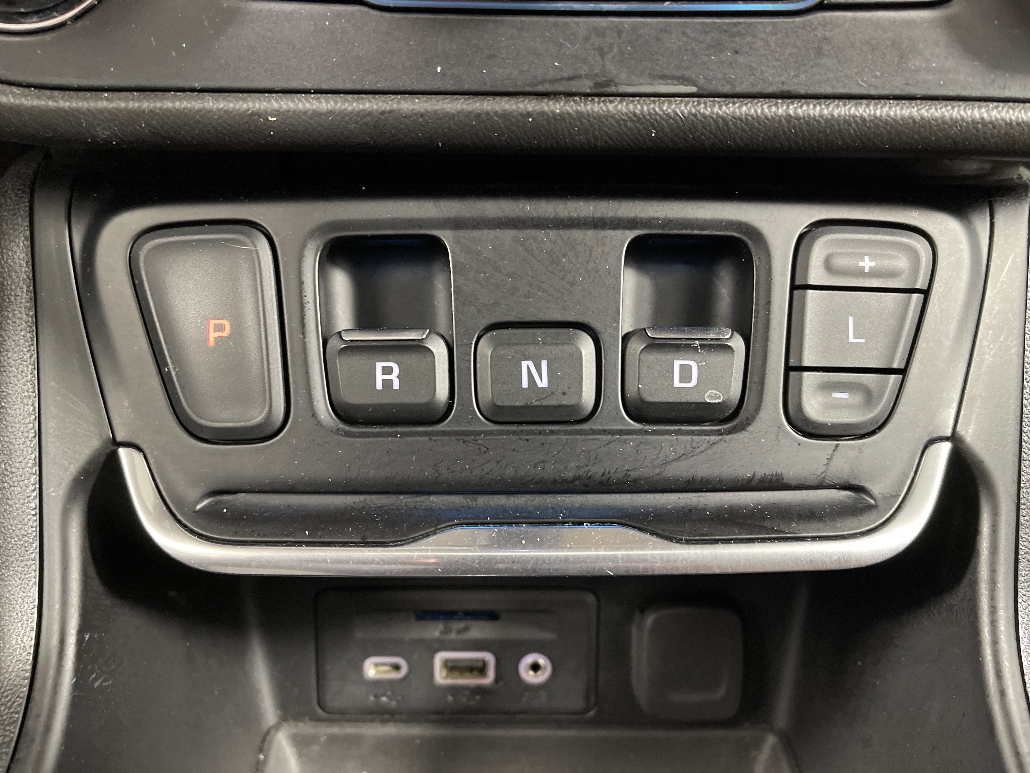 Used 2020 GMC Terrain SLT w/ Preferred Package image 26