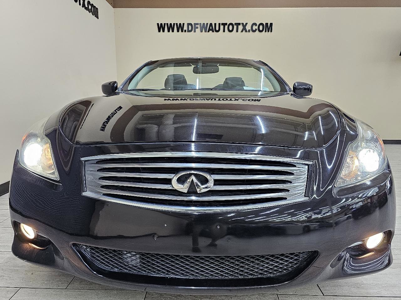 Used 2013 INFINITI G37 Convertible w/ Premium Pkg RWD image 3