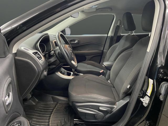 Used 2019 Jeep Compass Sport image 4