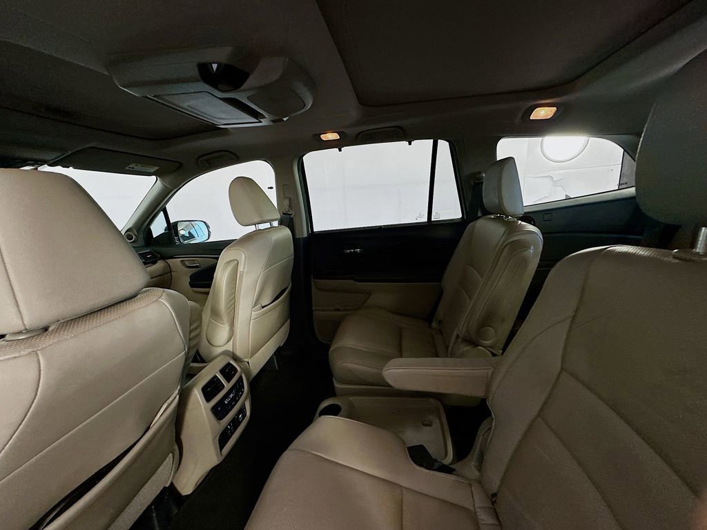 Used 2020 Honda Pilot Elite image 26