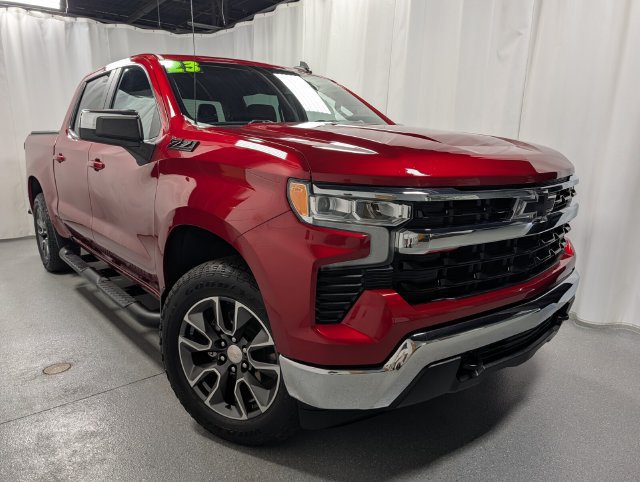 Certified 2023 Chevrolet Silverado 1500 LT AWD/4WD image 2