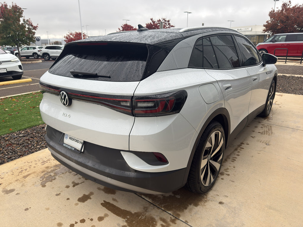Used 2021 Volkswagen ID.4 Pro S w/ Gradient Package image 4
