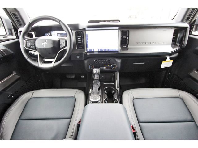 Used 2022 Ford Bronco Outer Banks AWD/4WD image 8