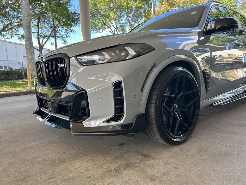Used 2024 BMW X5 xDrive40i w/ M Sport Package AWD/4WD image 15
