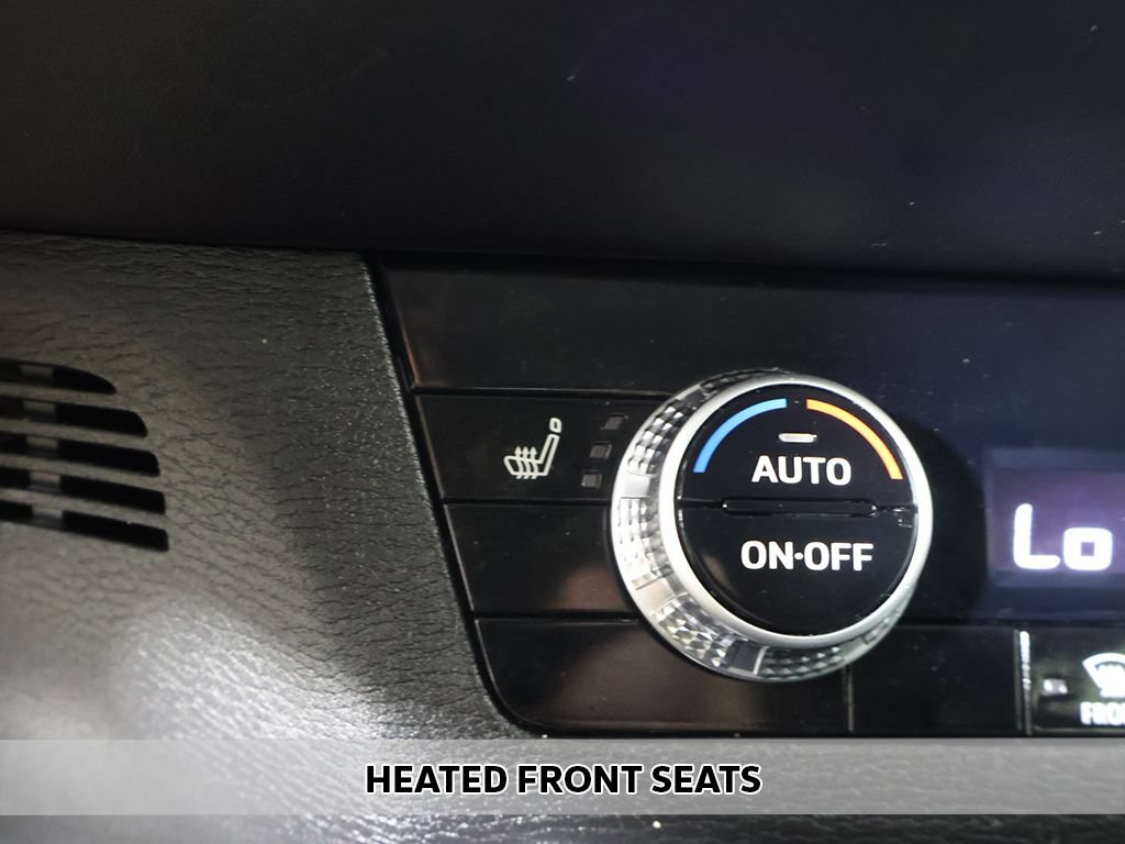 Used 2025 Mitsubishi Outlander SE FWD image 8