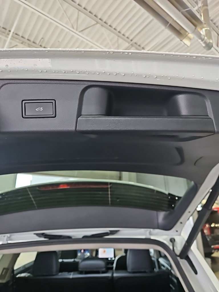 New 2026 Volkswagen Atlas SE image 21