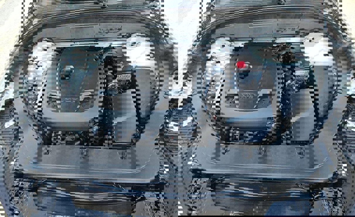 Used 2019 Volvo XC60 T5 Inscription w/ Protection Package Premier image 11