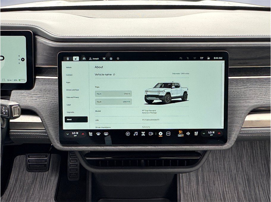 Used 2025 Rivian R1T Adventure Dual AWD/4WD image 11