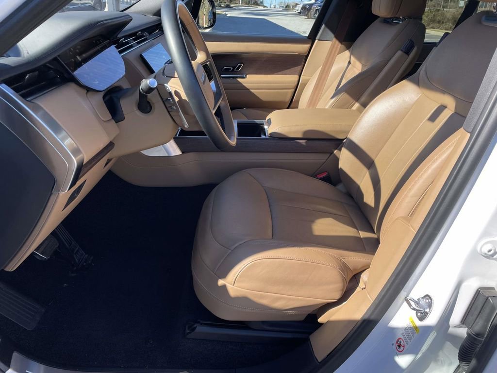 Used 2023 Land Rover Range Rover SE image 20