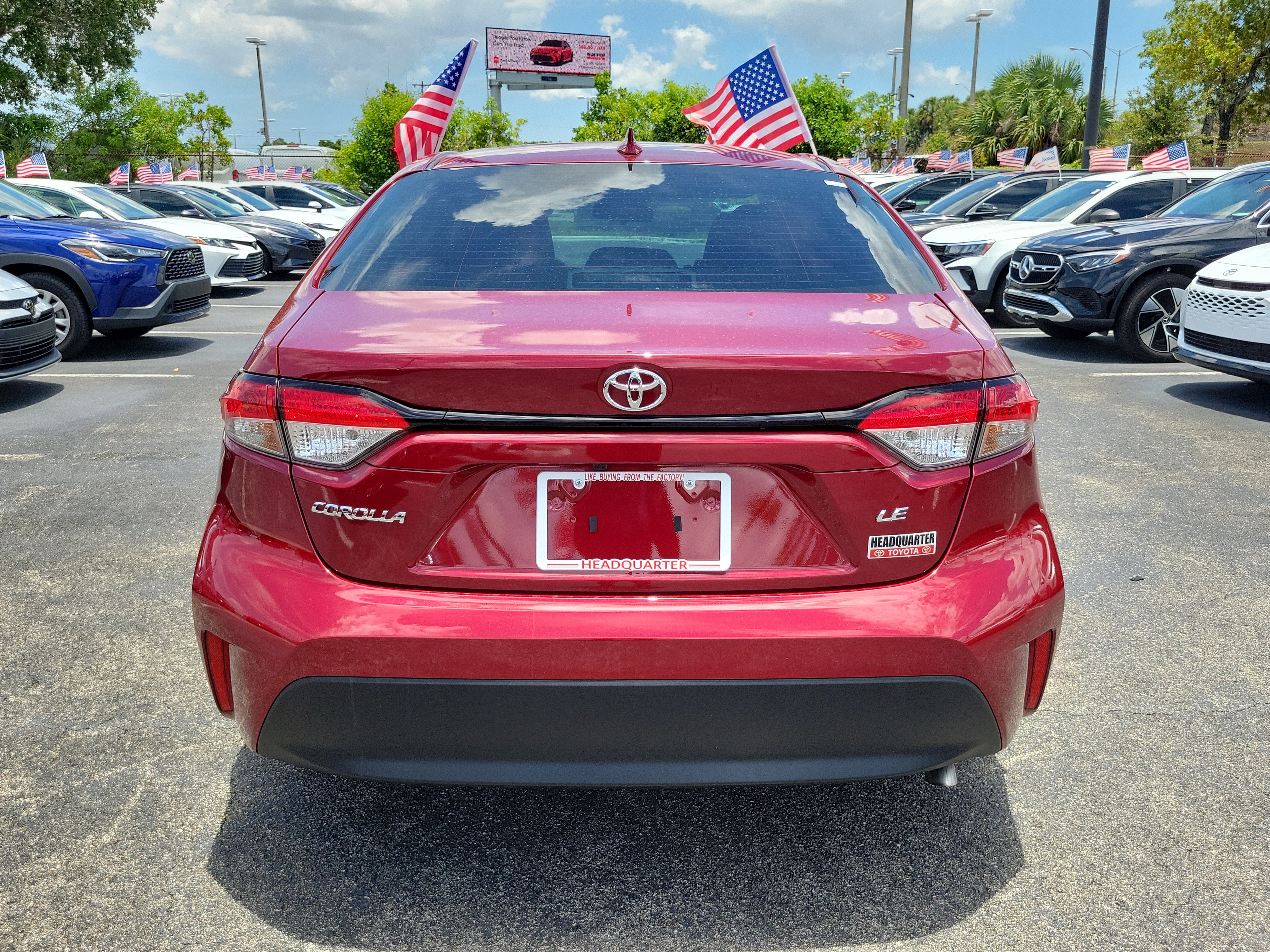 Used 2025 Toyota Corolla LE FWD image 10