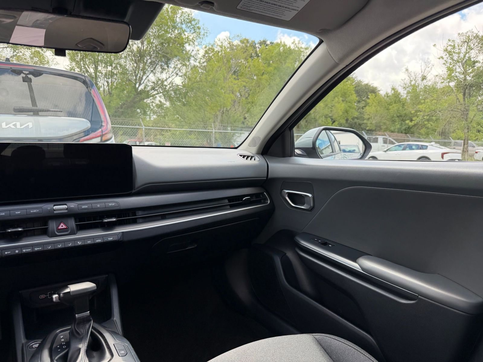 Used 2025 Kia K4 FWD image 34