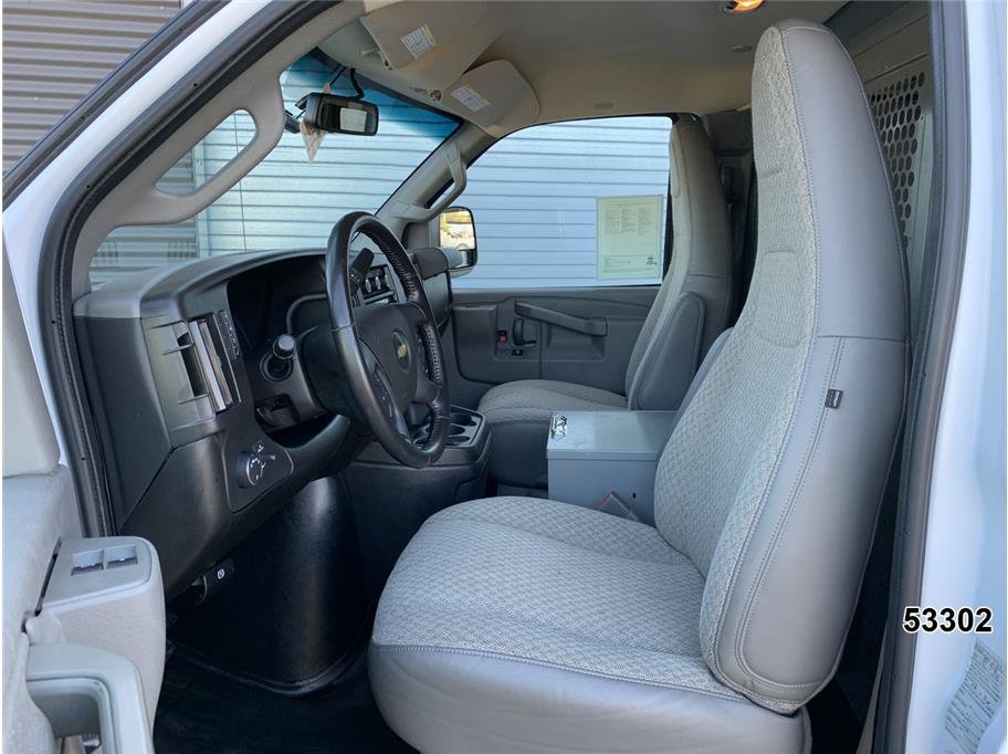 Used 2021 Chevrolet Express 2500 w/ Driver Convenience Package RWD image 26