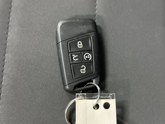 Used 2024 Volkswagen Taos SE FWD image 32