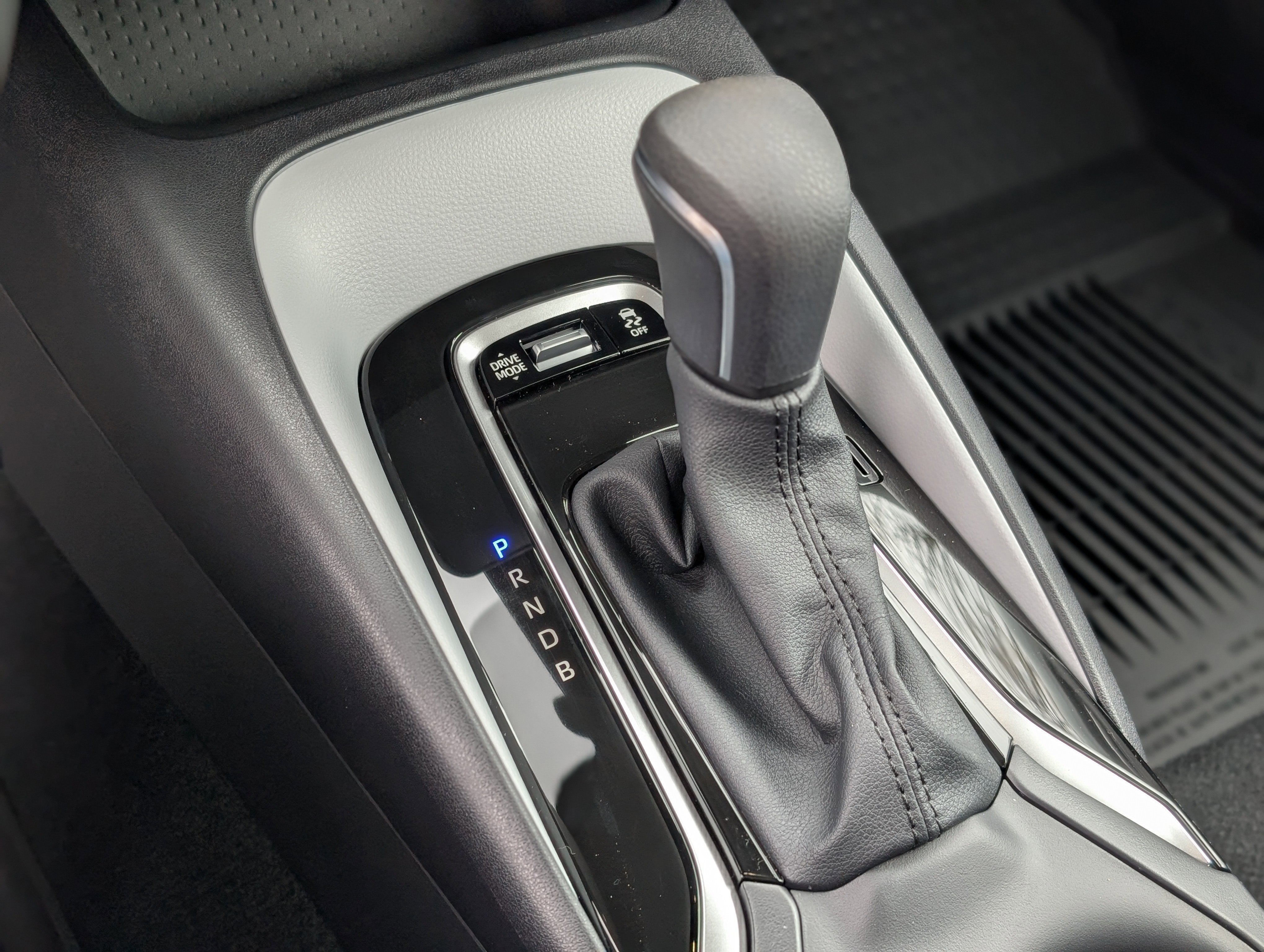 New 2026 Toyota Corolla SE image 4