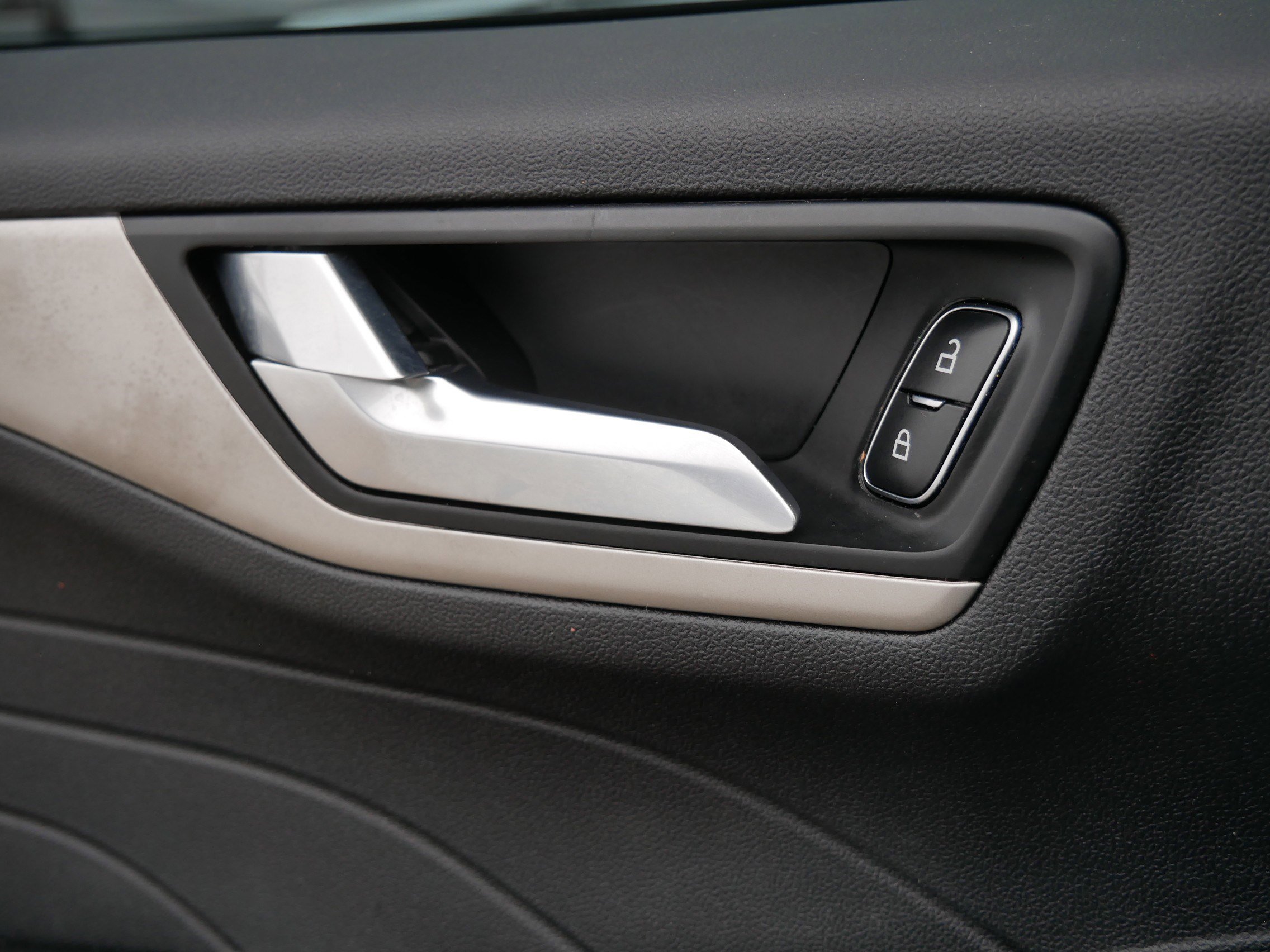 Certified 2022 Ford Escape SEL image 27