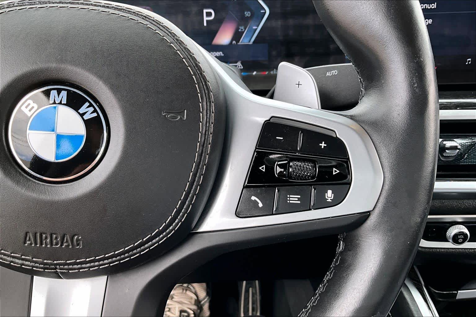 Used 2025 BMW X6 xDrive40i w/ Executive Package AWD/4WD image 24