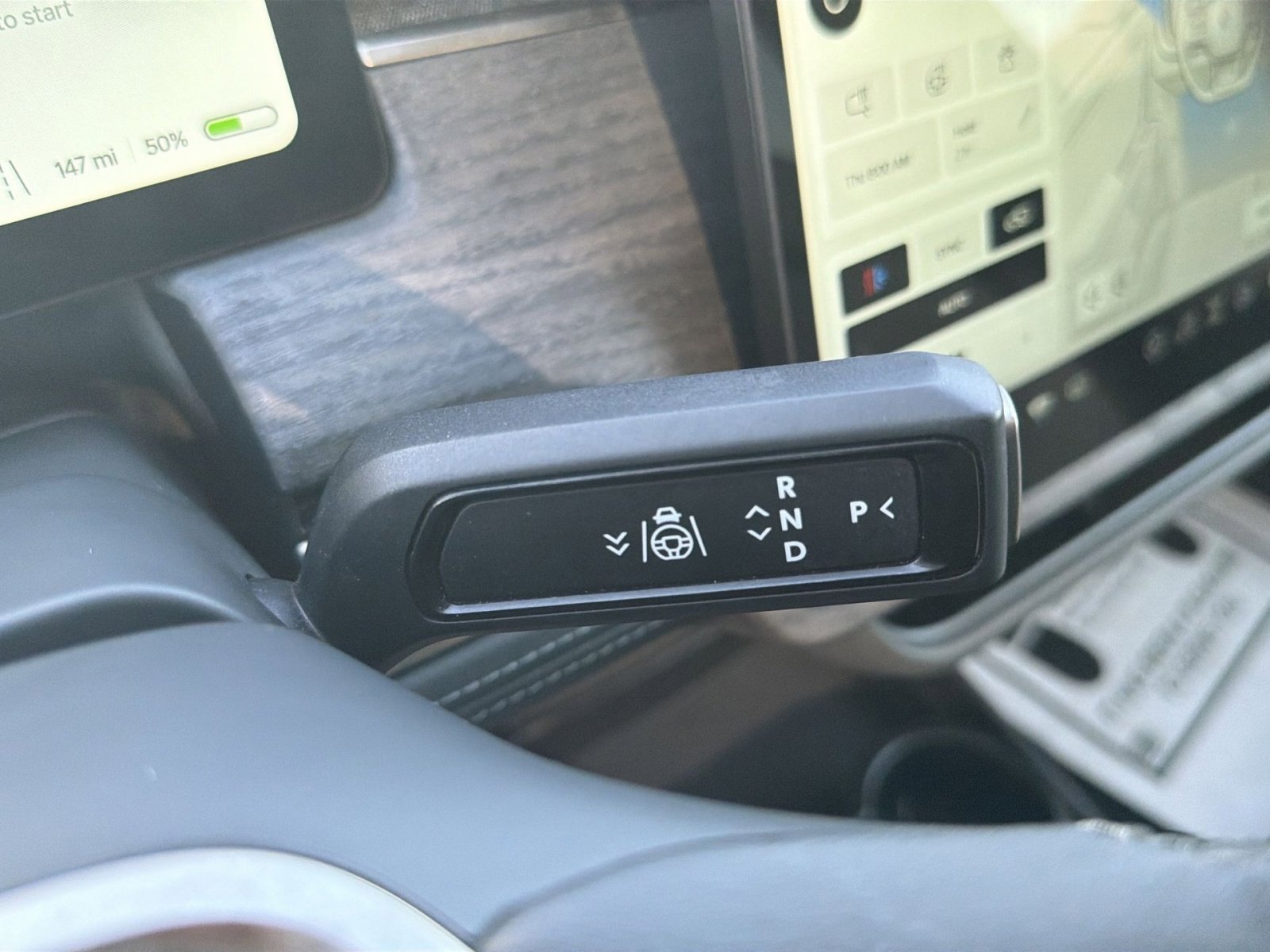 Used 2024 Rivian R1S Adventure image 22