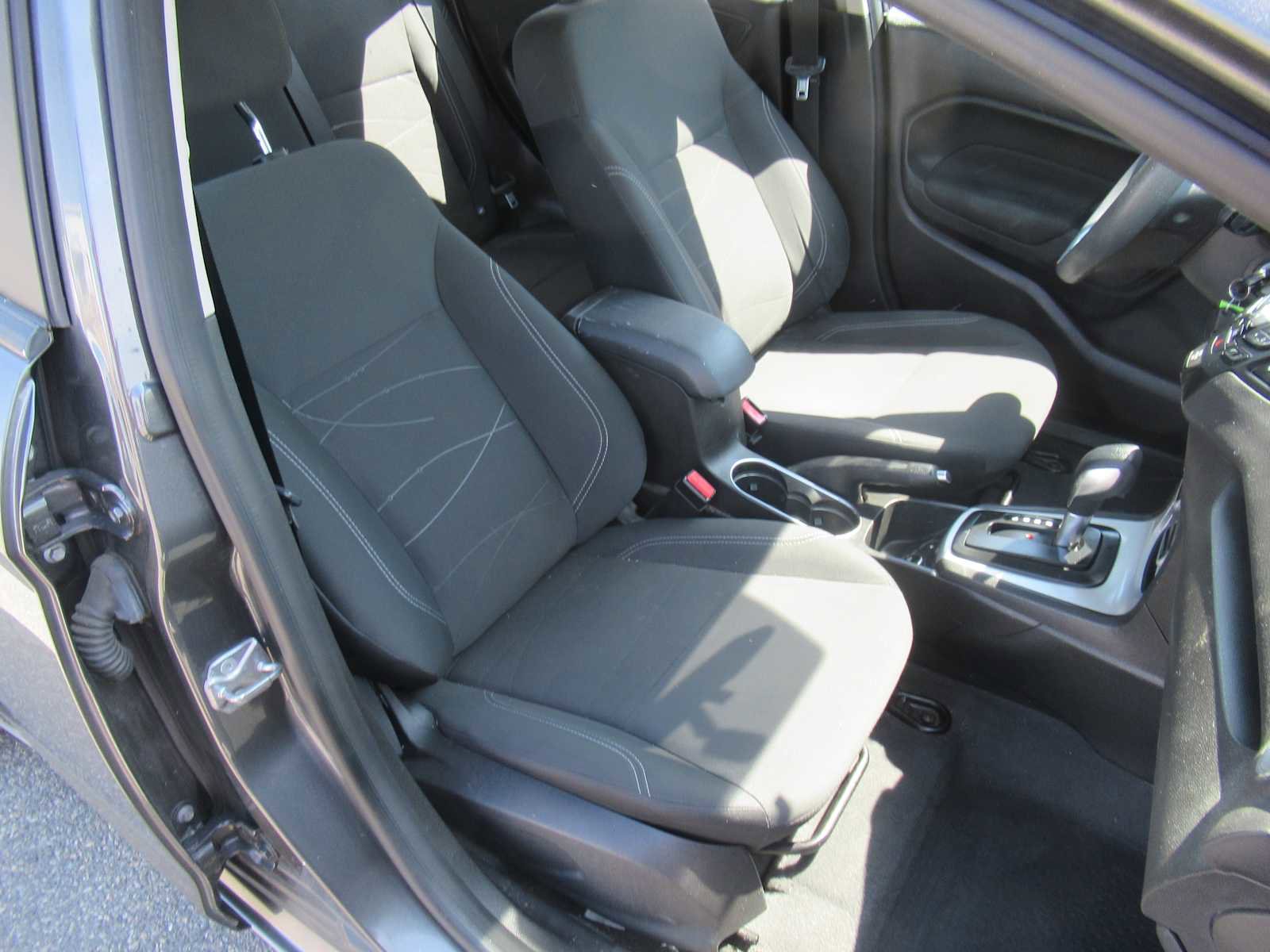Used 2019 Ford Fiesta SE image 13