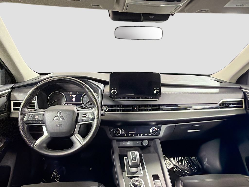 Used 2024 Mitsubishi Outlander SE AWD/4WD image 23