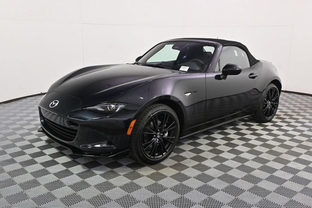 New 2026 MAZDA MX-5 Miata Club w/ Weather Package RWD image 2
