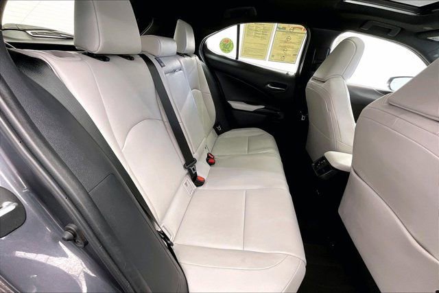 Used 2023 Lexus UX 250h FWD w/ Accessory Package (Z2) image 19