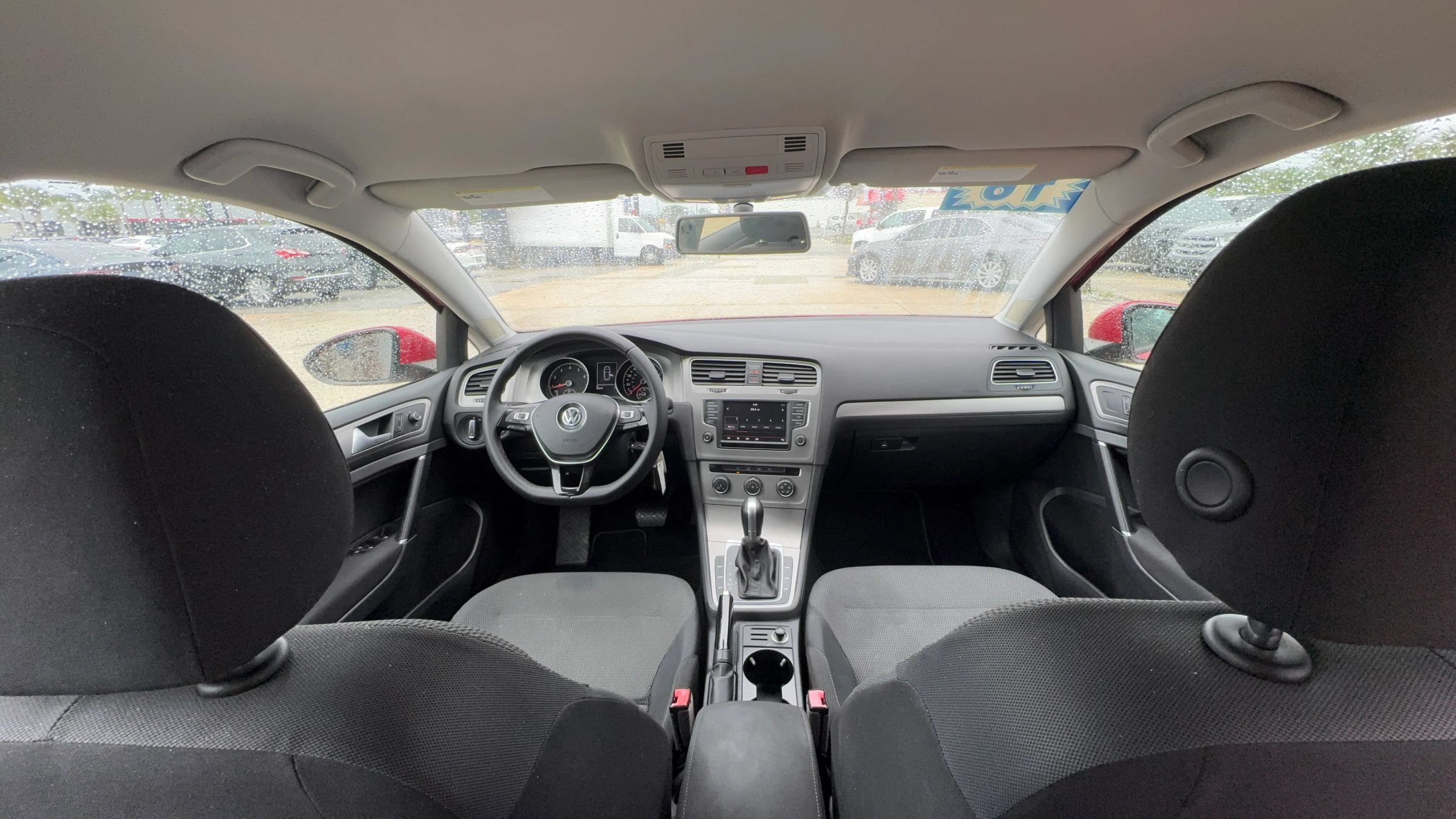 Used 2016 Volkswagen Golf S FWD image 9