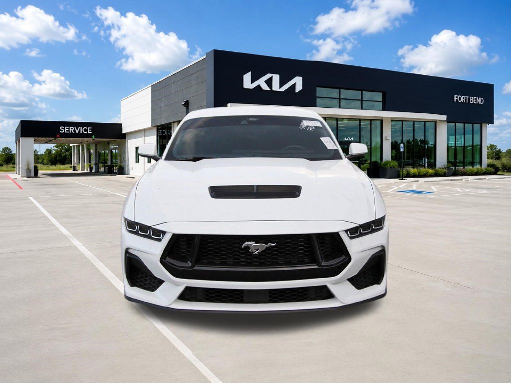 Used 2024 Ford Mustang GT Premium RWD image 2