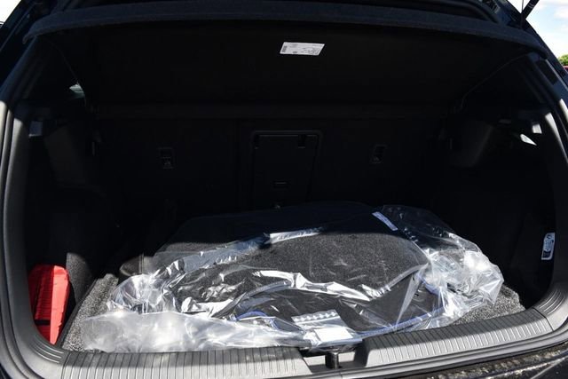 New 2026 Volkswagen Golf w/ Euro Style Package AWD/4WD image 24