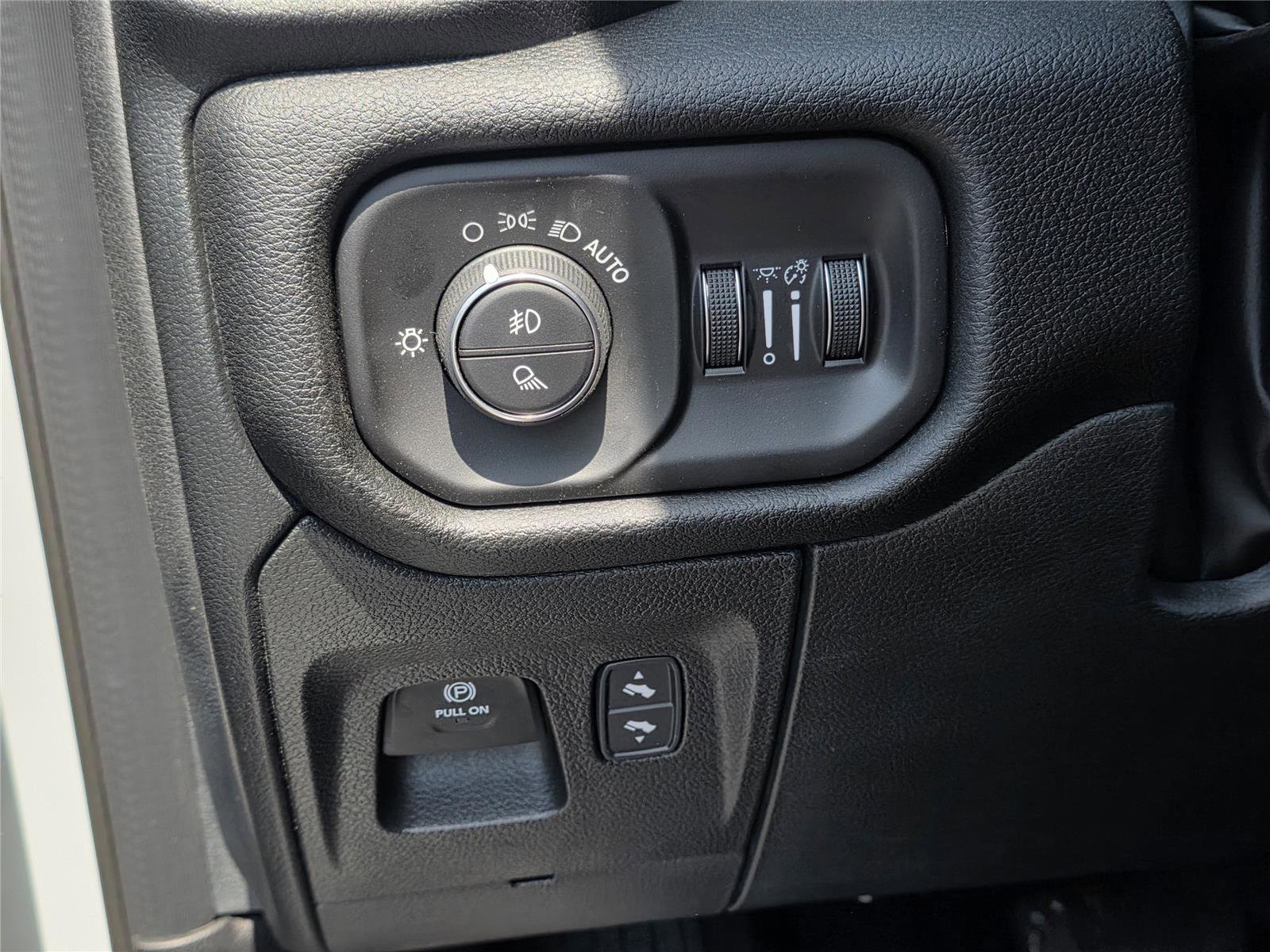 New 2026 RAM 1500 Big Horn image 27