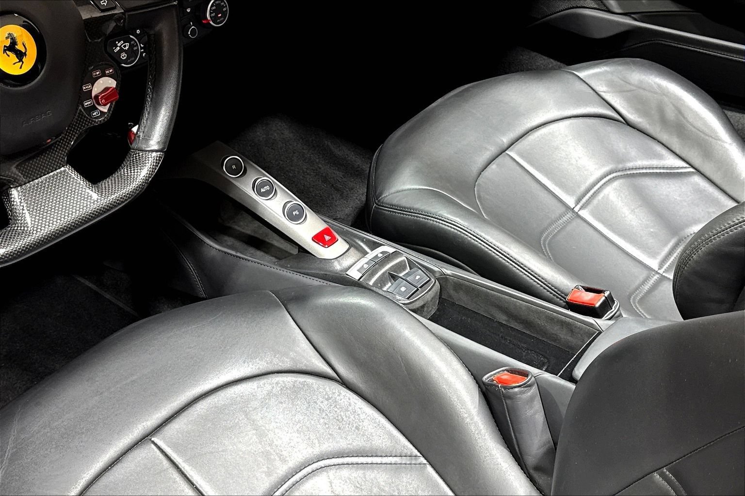 Used 2018 Ferrari 488 Spider RWD image 15
