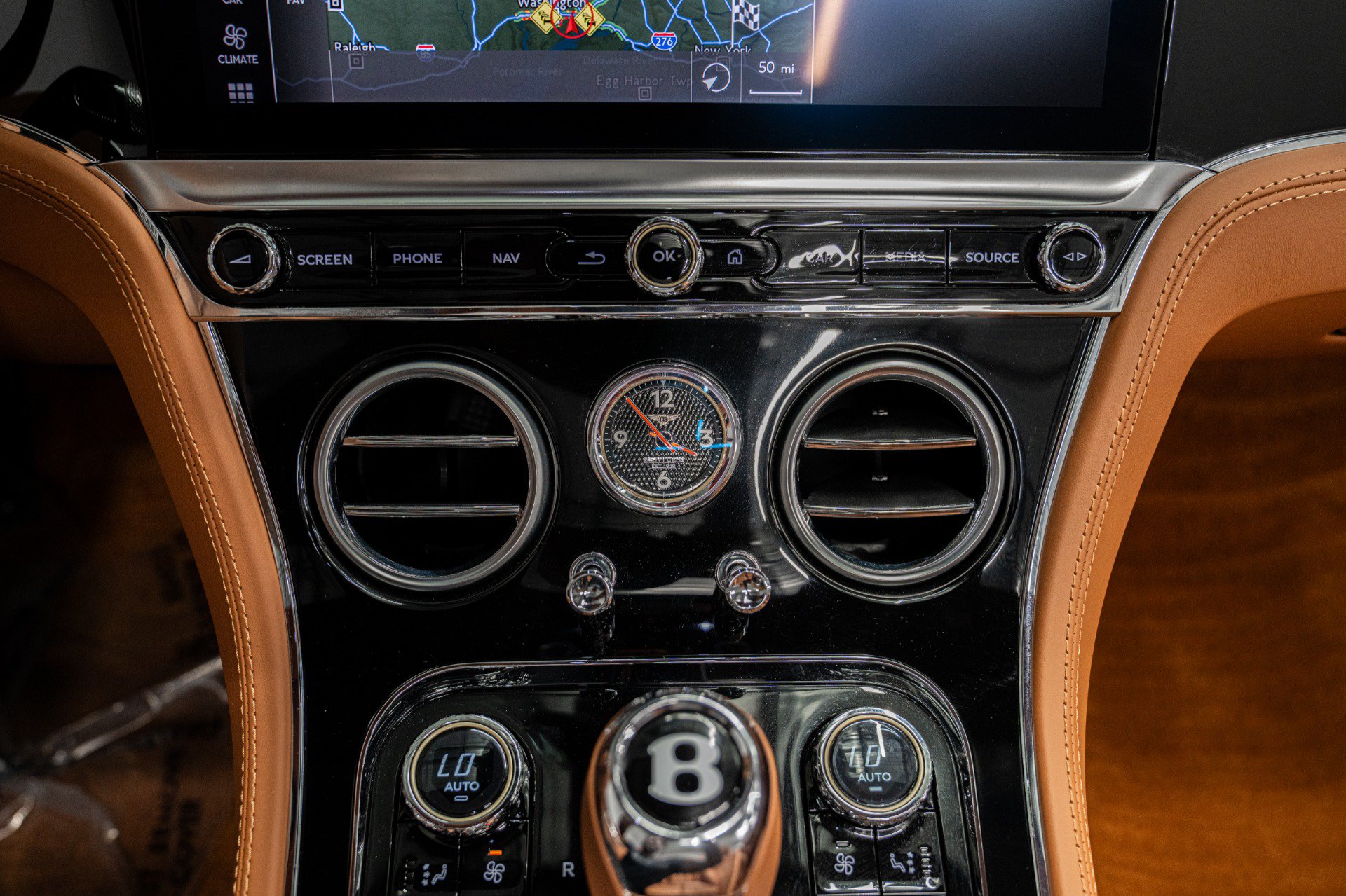Used 2024 Bentley Continental GT Mulliner AWD/4WD image 30