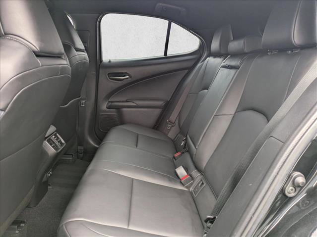 Used 2020 Lexus UX 250h AWD/4WD image 17